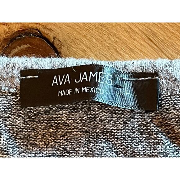 NWT! Ava James Women's Grey Long Sleeve top. "Loved John 3:16" Large. - Picture 4 of 7
